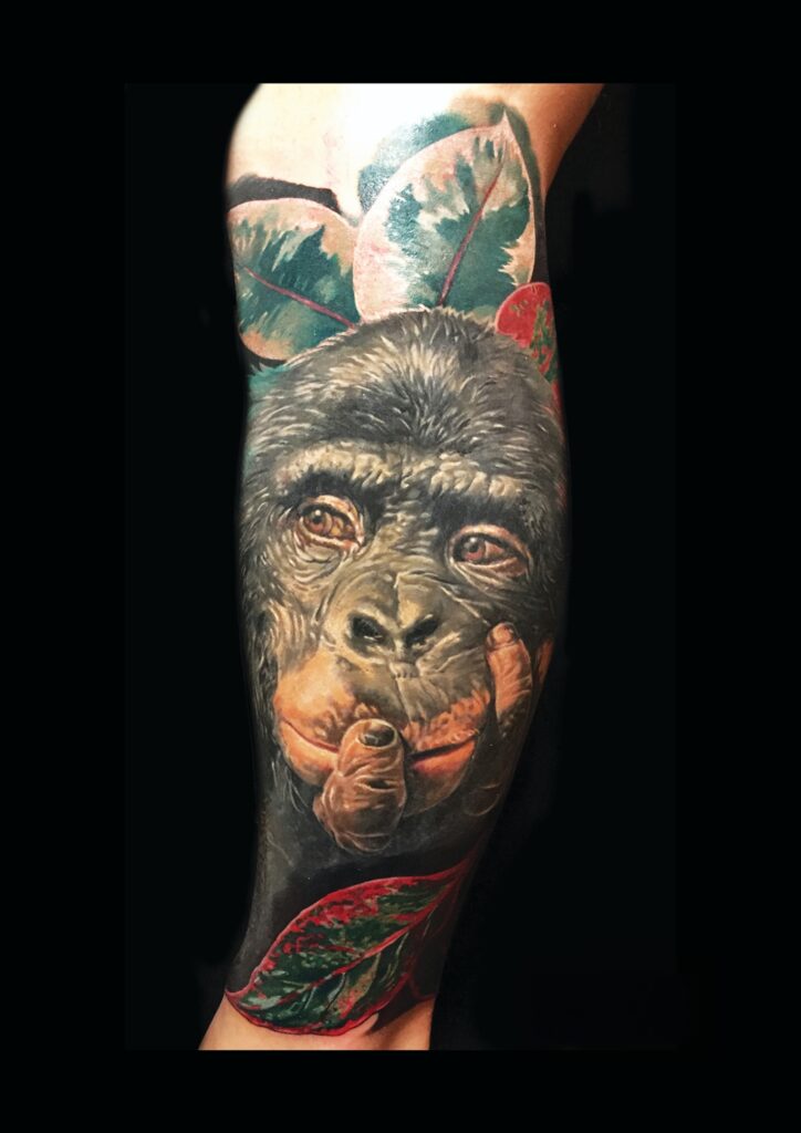 realismo tattoo scimpanze color